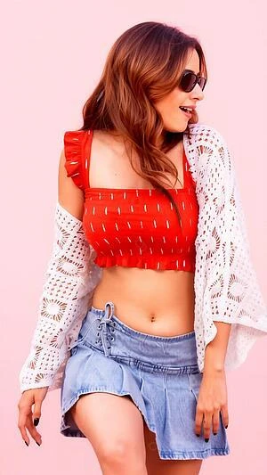 Bhartha Mahasayulaku Wignyapthi - Ashika Ranganath wallpaper