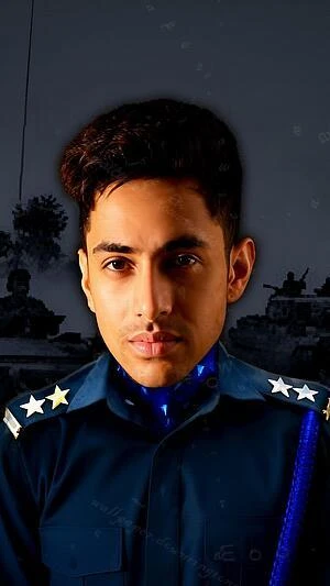 Agastya Nanda - Ikkis wallpaper